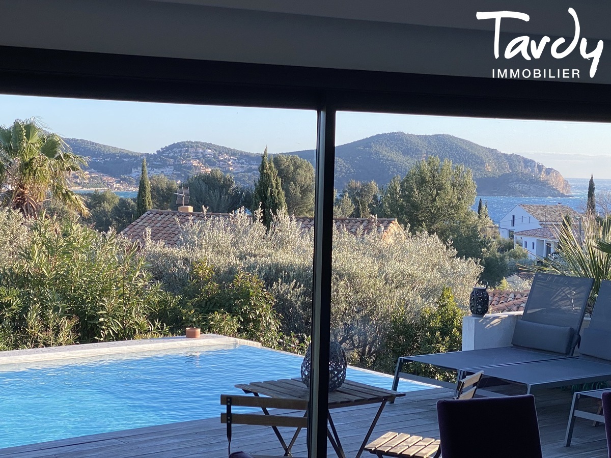 Contemporaine vue mer, plage  pieds - 83270 SAINT-CYR-SUR-MER - Saint-Cyr-sur-Mer - Vue mer Saint Cyr sur mer