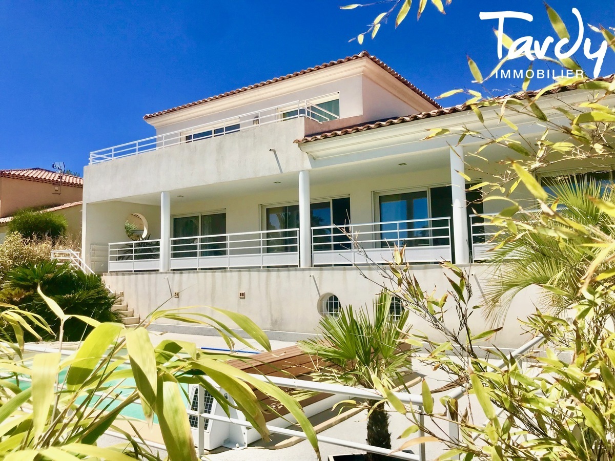 Villa rcente proche plage, Arne Cros - 13600 LA CIOTAT - La Ciotat