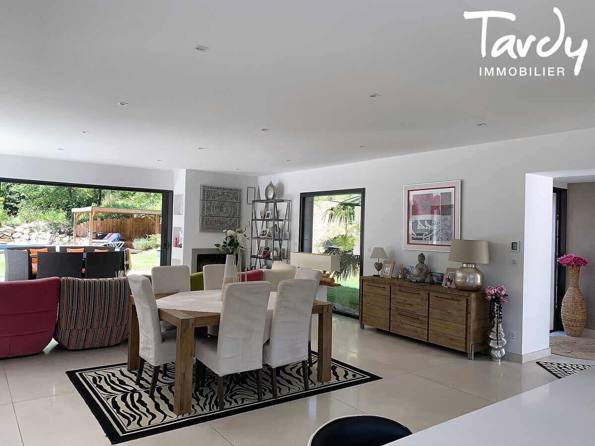 Magnifique Villa Contemporaine de plain-pied - 13100 AIX-EN-PROVENCE - Aix-en-Provence