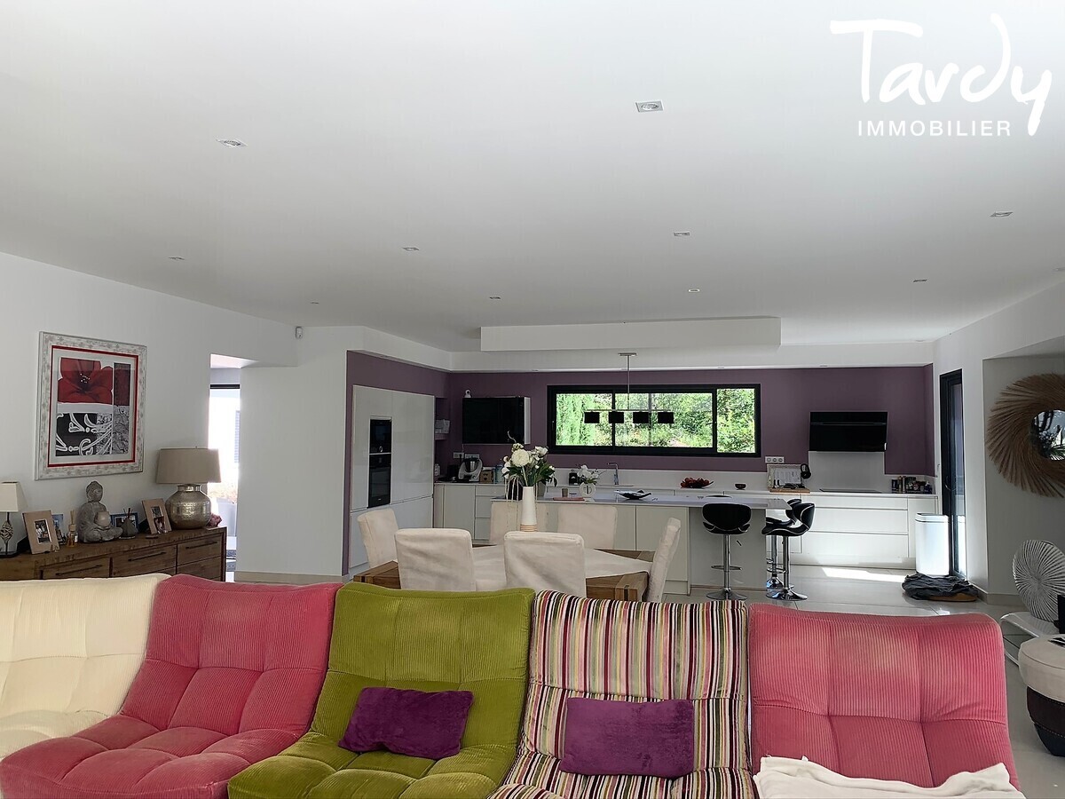 Magnifique Villa Contemporaine de plain-pied - 13100 AIX-EN-PROVENCE - Aix-en-Provence