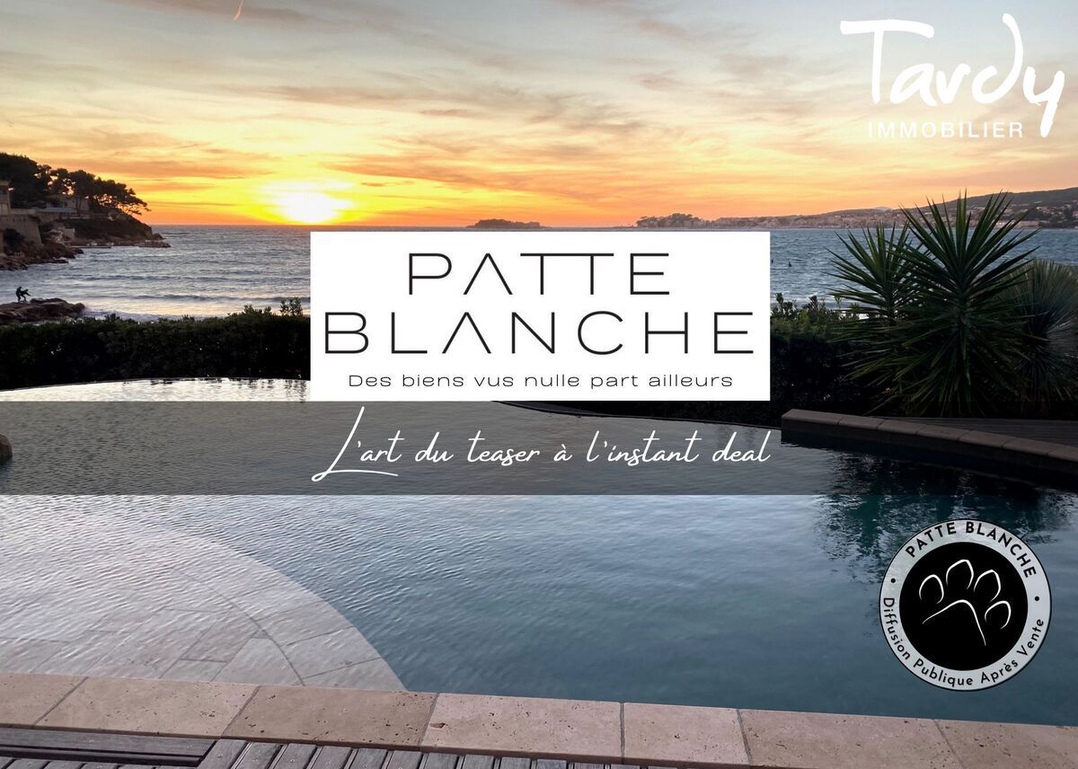 Pieds dans l'eau, accs mer, proche commerces - 83110 SANARY-SUR-MER - Sanary-sur-Mer - Villa piscine vue sur mer Patte Blanche Tardy Immobilier Sanary sur Mer