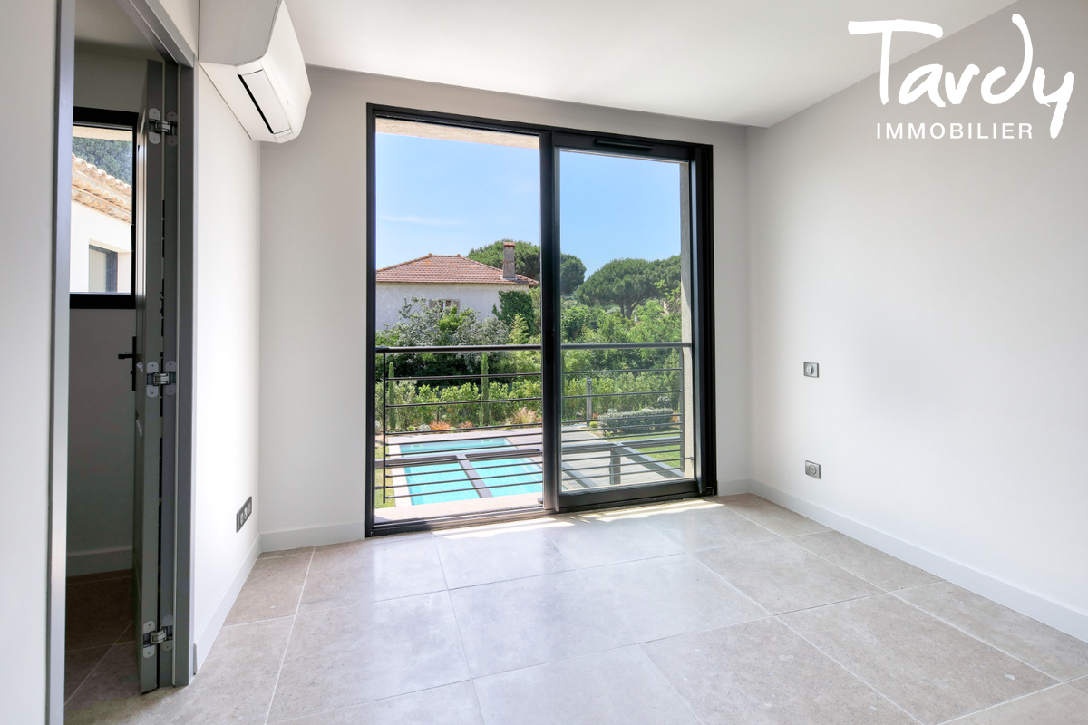 Villa neuve en FNR - 100 mètres de la plage - Saint Tropez - Saint-Tropez