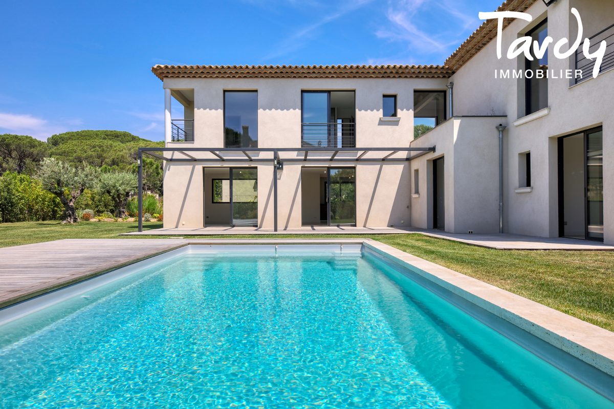 Villa neuve en FNR - 100 mètres de la plage - Saint Tropez - Saint-Tropez - Villa neuve avec piscine chauffée