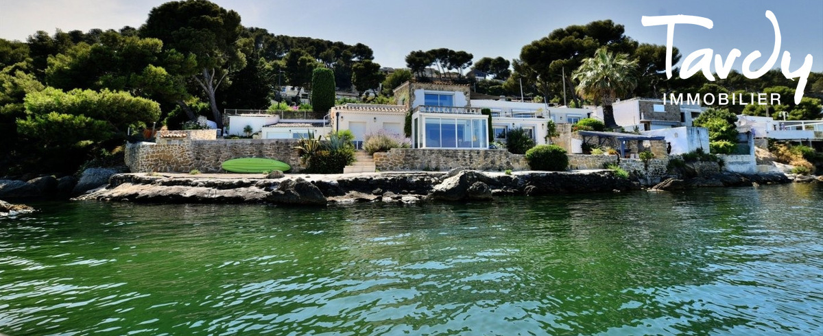 Superbe Villa Pieds dans l'eau - 13118 ISTRES - Istres