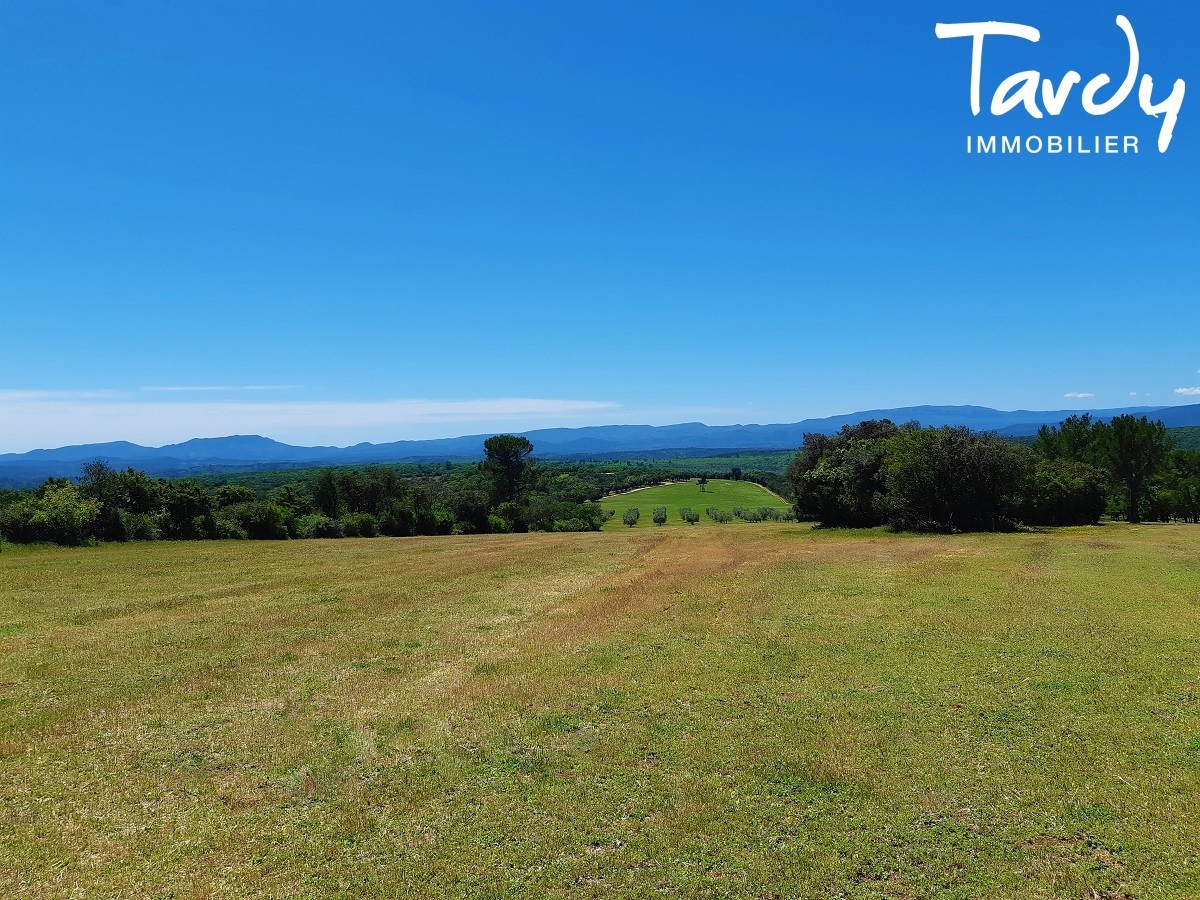 Proprit du 17me de caractre - 520 hectares en Provence Verte - 45 min AIX EN PROVENCE - Saint-Maximin-la-Sainte-Baume