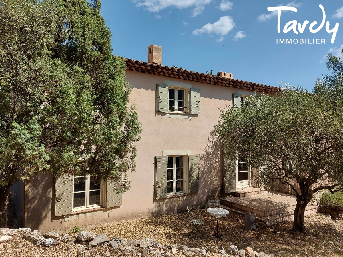 Villa de caractère - 45 minutes d'Aix en Provence - 13100 AIX EN PROVENCE - Aix-en-Provence