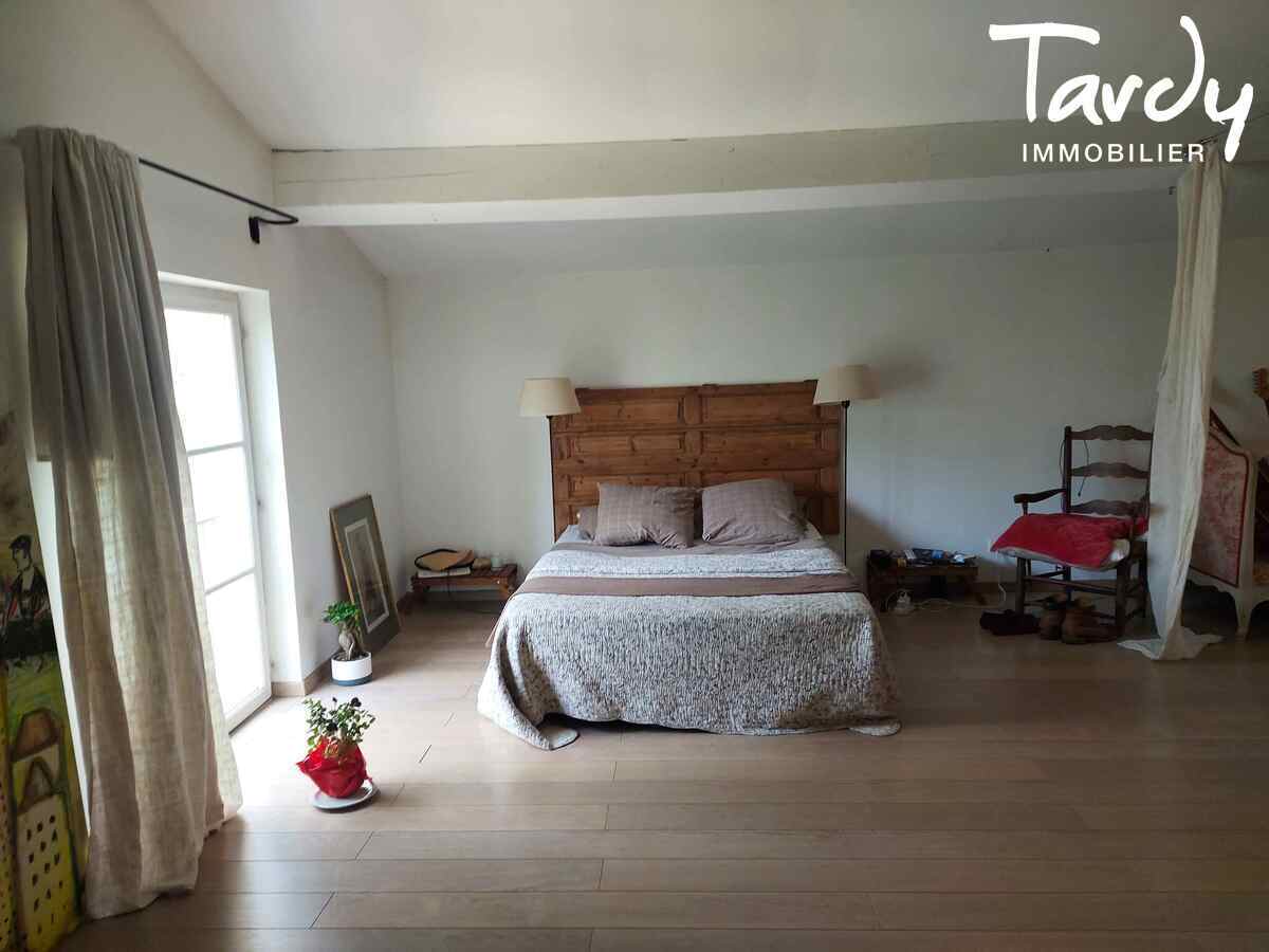 Villa de caractre - 30 minutes de Bandol - 83 SIGNES - Aix-en-Provence
