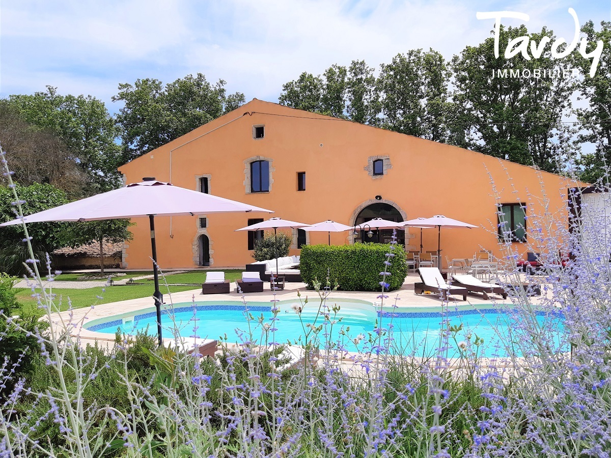 Domaine du 17me en Luberon - Idal activit touristique - Proche 04 FORCALQUIER - Forcalquier - Proprit activits gtes