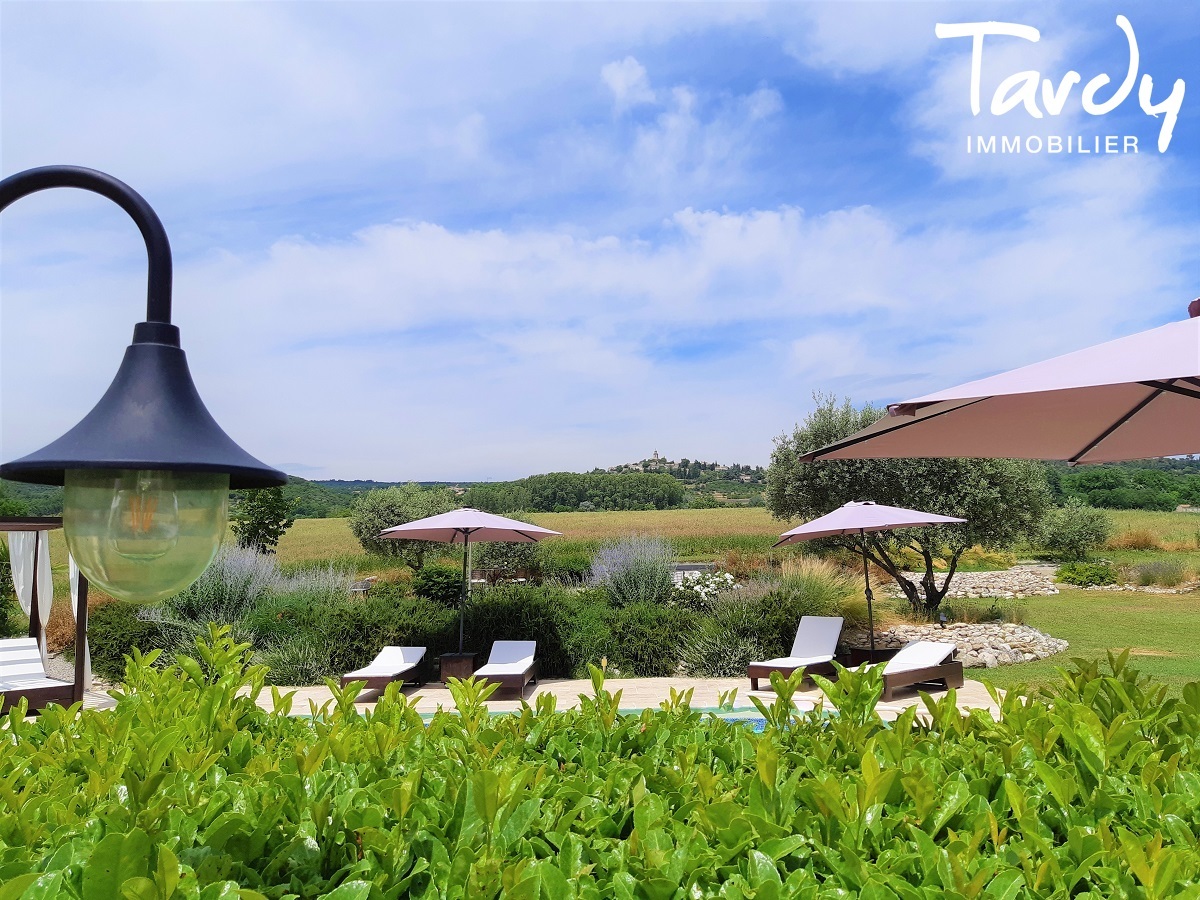 Domaine du 17me en Luberon - Idal activit touristique - Proche 04 FORCALQUIER - Forcalquier
