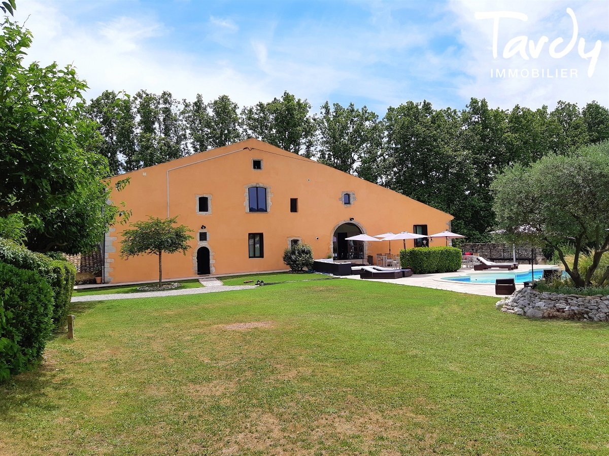 Domaine du 17me en Luberon - Idal activit touristique - Proche 04 FORCALQUIER - Forcalquier - Bastide Luberon avec dpendances