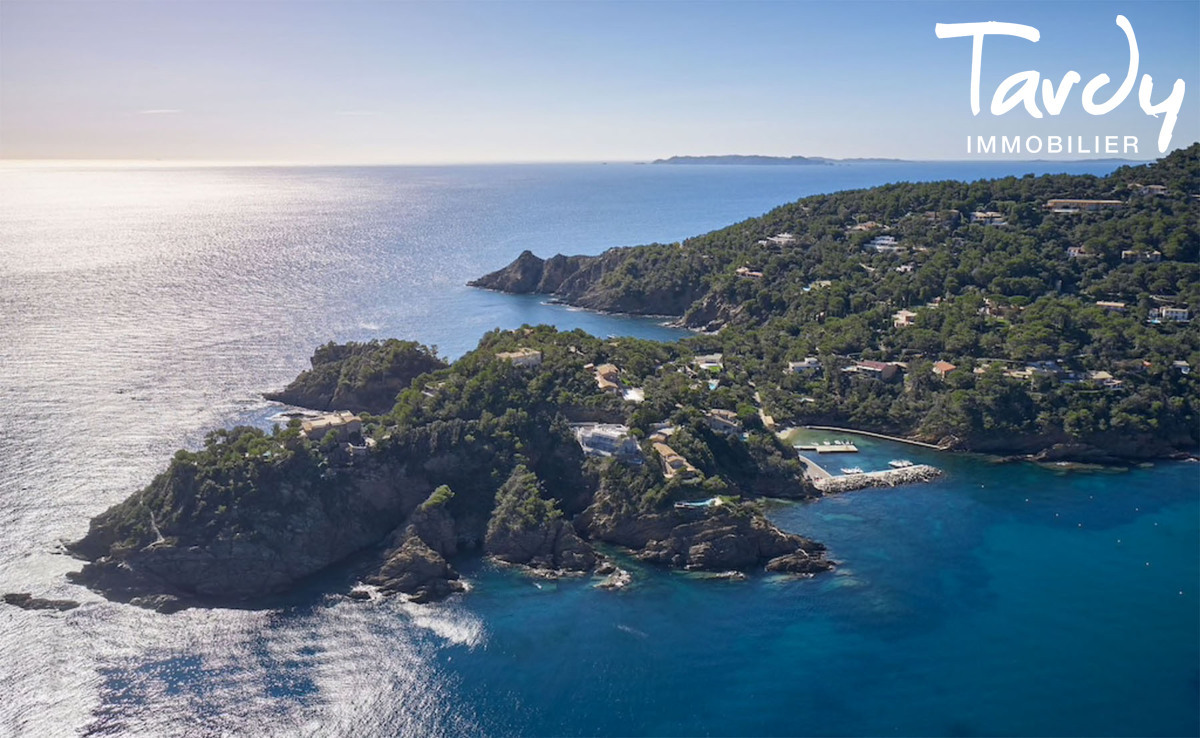 Belle familiale, proche plage et port, Cap Bnat - 83230 BORMES-LES-MIMOSAS - Bormes-les-Mimosas