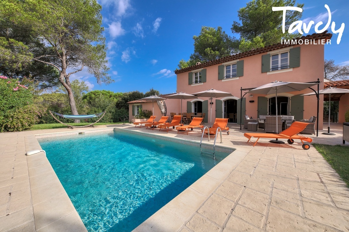 Maison dans domaine sécurisé  - 83920 LA MOTTE - La Motte - villa à vendre Golf Saint Endréol