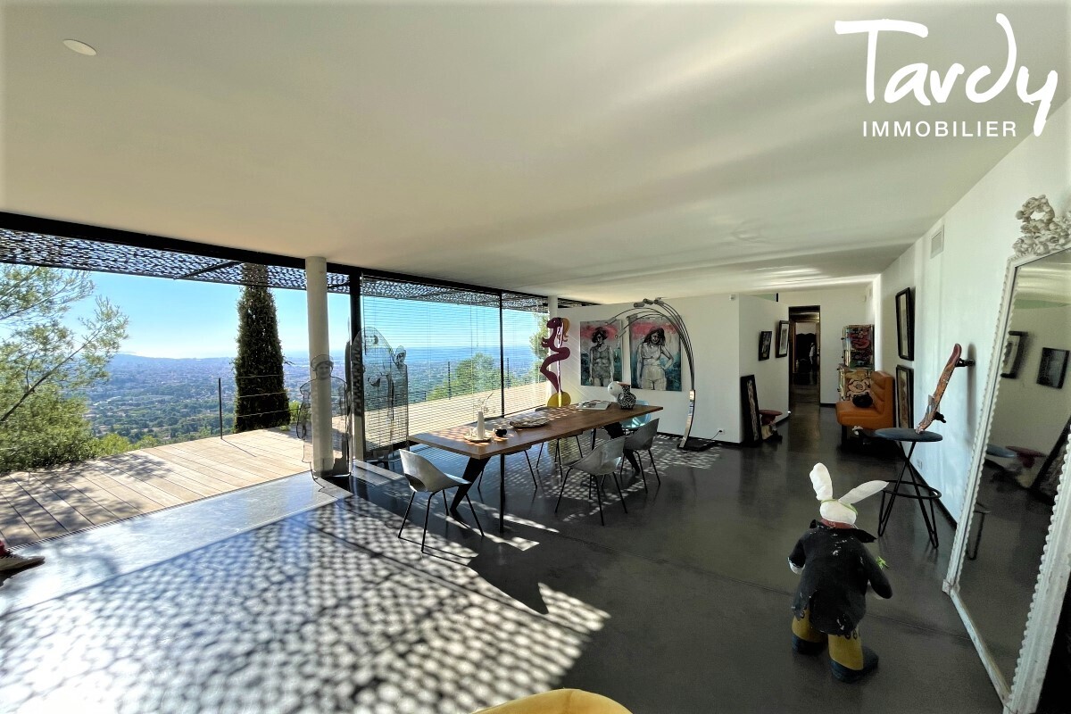 Contemporaine d'architecte vue mer - Le Baou - 83200 TOULON - Toulon