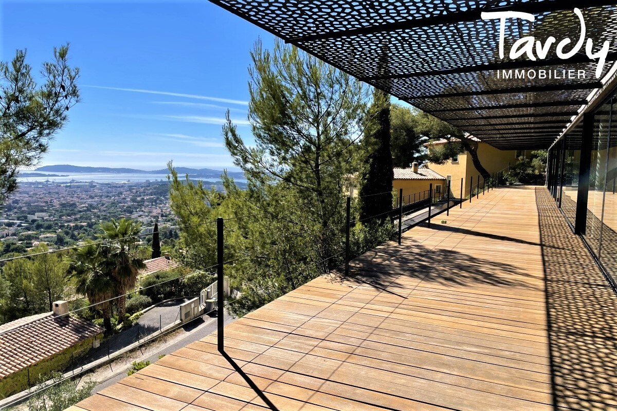 Contemporaine d'architecte vue mer - Le Baou - 83200 TOULON - Toulon