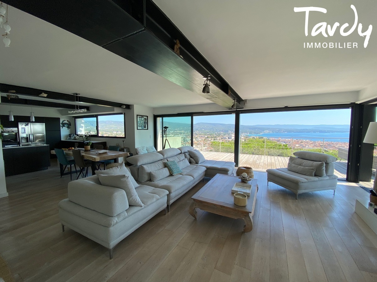 Vue mer panoramique, villa familiale rénovée, sans vis à vis - 13600 LA CIOTAT - La Ciotat
