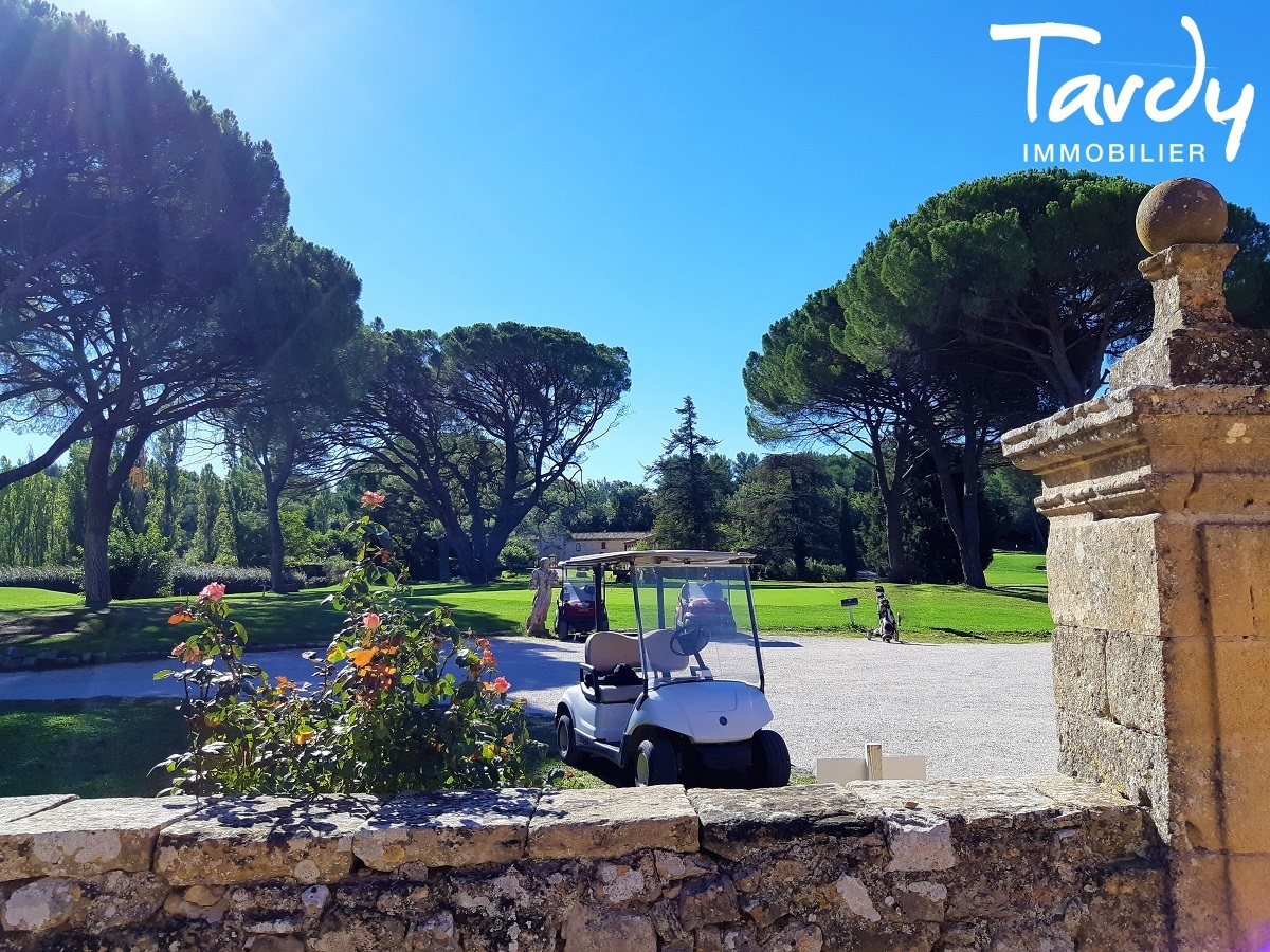 Terrain libre constructeur sur Golf - Domaine d'exception - proche 13100 AIX EN PROVENCE - Aix-en-Provence