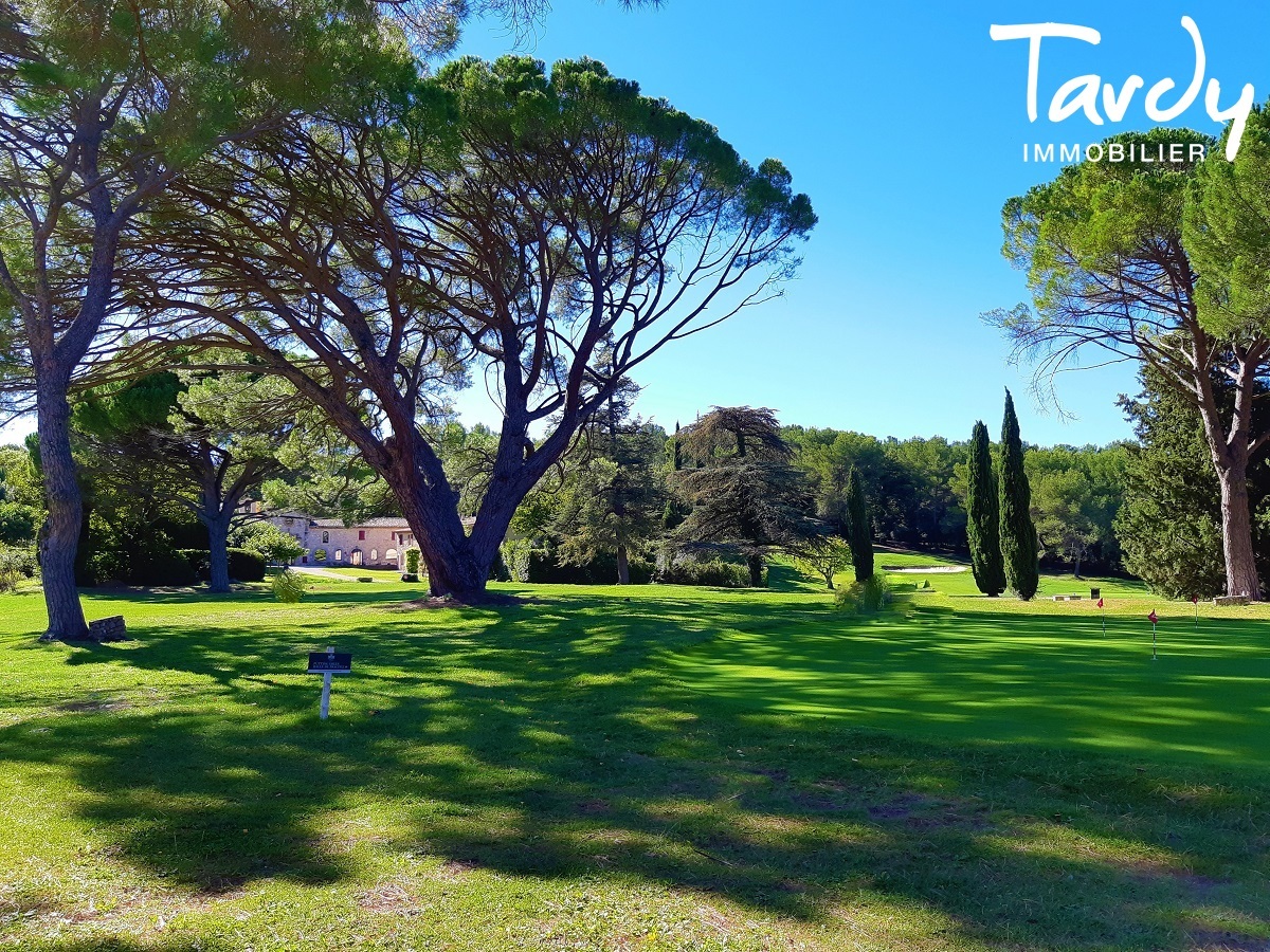 Terrain libre constructeur sur Golf - Domaine d'exception - proche 13100 AIX EN PROVENCE - Aix-en-Provence