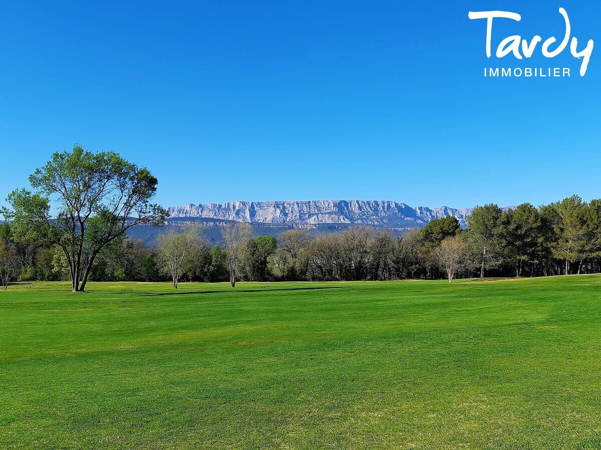 Terrains sur Golf Domaine d'exception - proche 13100 AIX EN PROVENCE - Aix-en-Provence