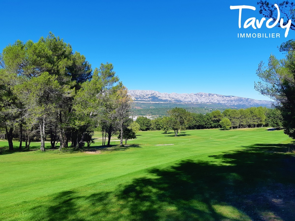 Terrains sur Golf Domaine d'exception - proche 13100 AIX EN PROVENCE - Aix-en-Provence