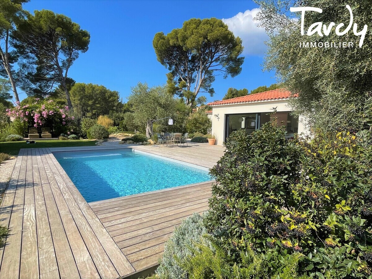 Villa Contemporaine situe en pleine campagne - 83270 SAINT-CYR-SUR-MER - Saint-Cyr-sur-Mer