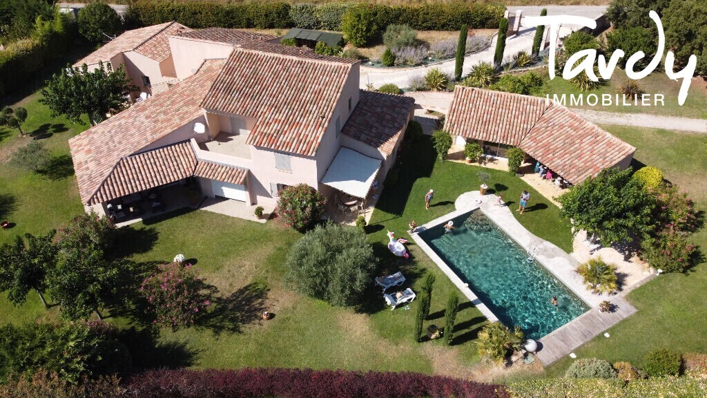 Villa rcente - belles prestations - 84360 LAURIS - Lauris