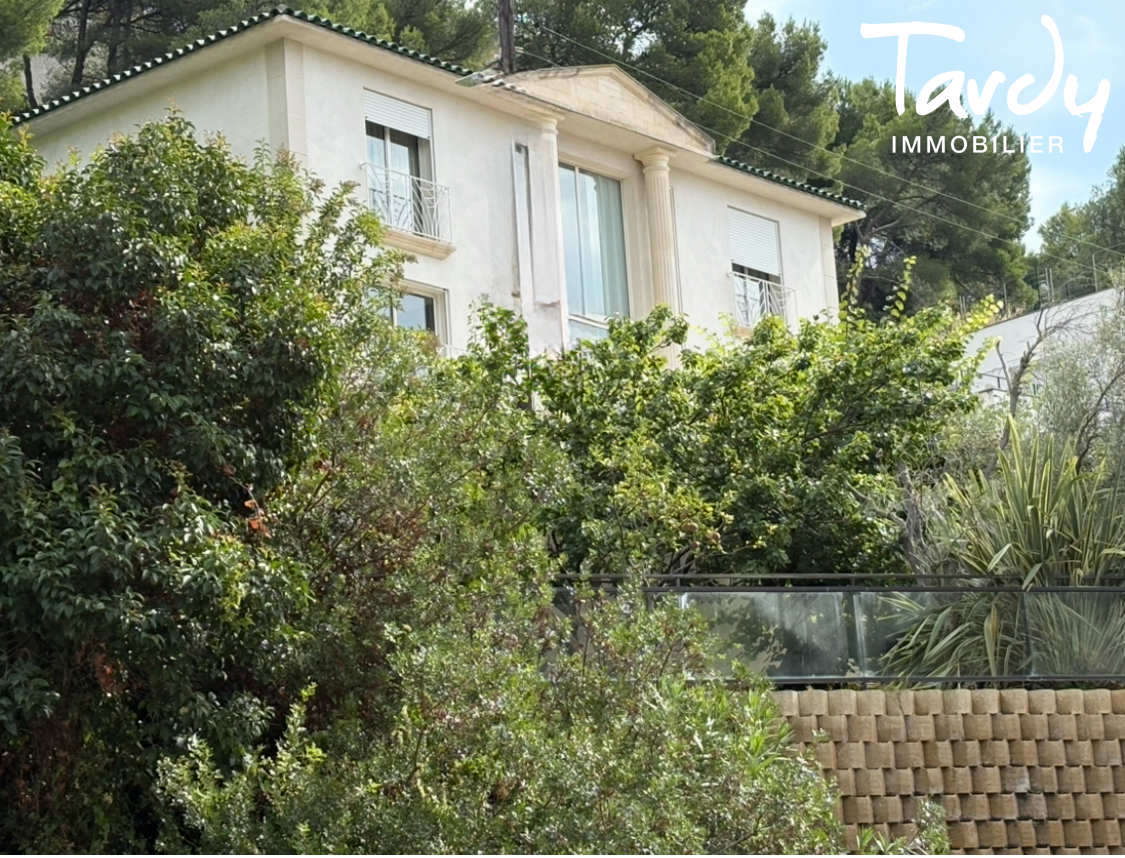 Villa vue mer dans parc s�curis� - 13007 MARSEILLE - Marseille 7�me