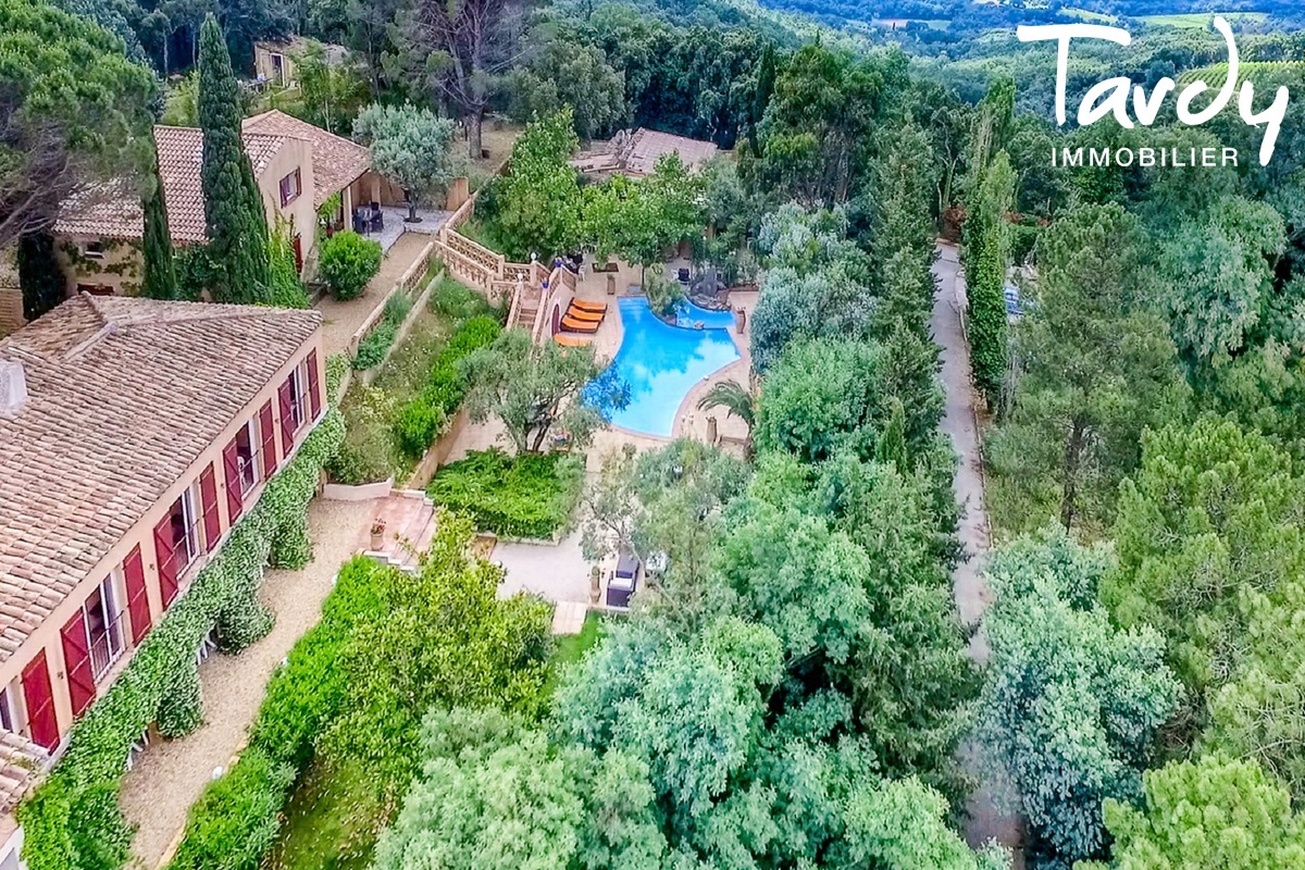 Golfe de Saint-Tropez - Proprit sur 1 ha - 83310 GRIMAUD - Saint-Tropez