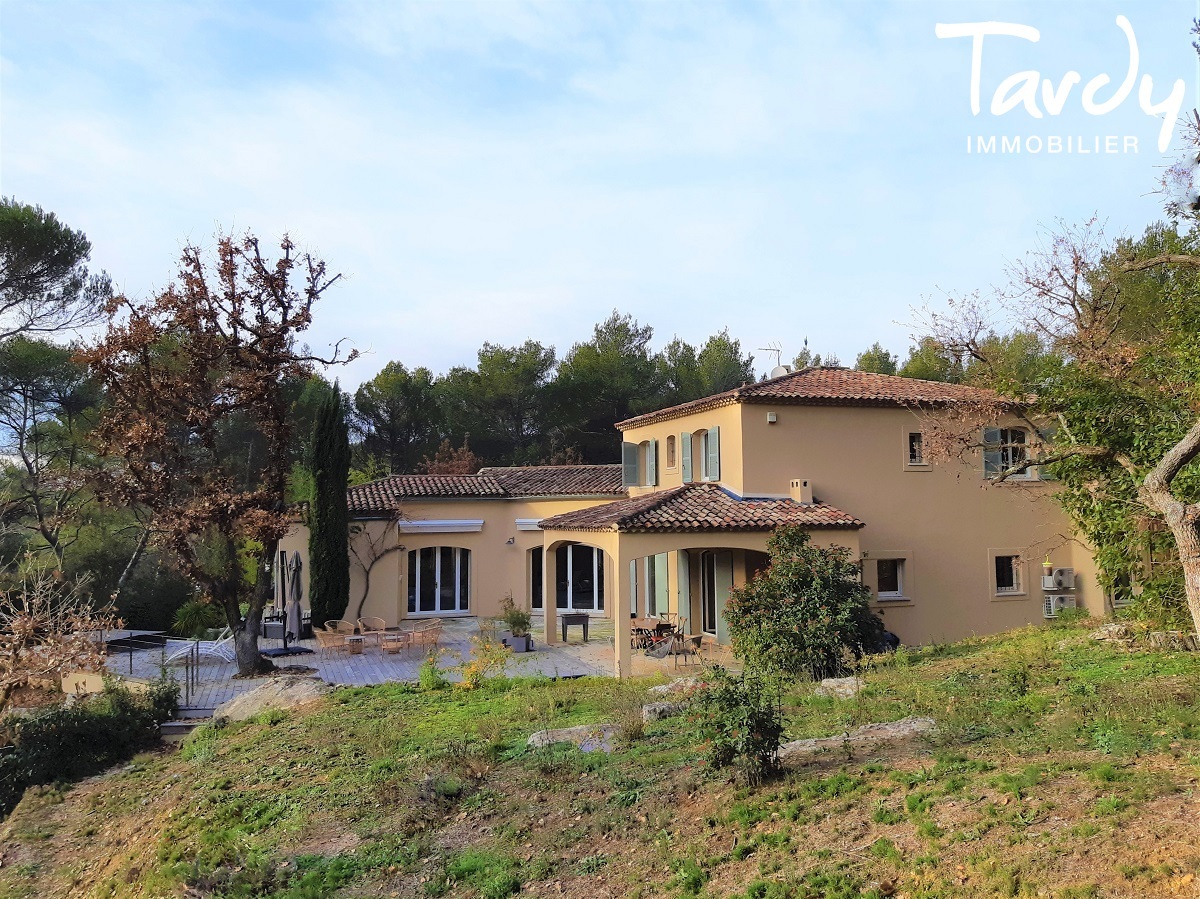 Superbe maison entirement rnove - 13 100 AIX EN PROVENCE - Aix-en-Provence