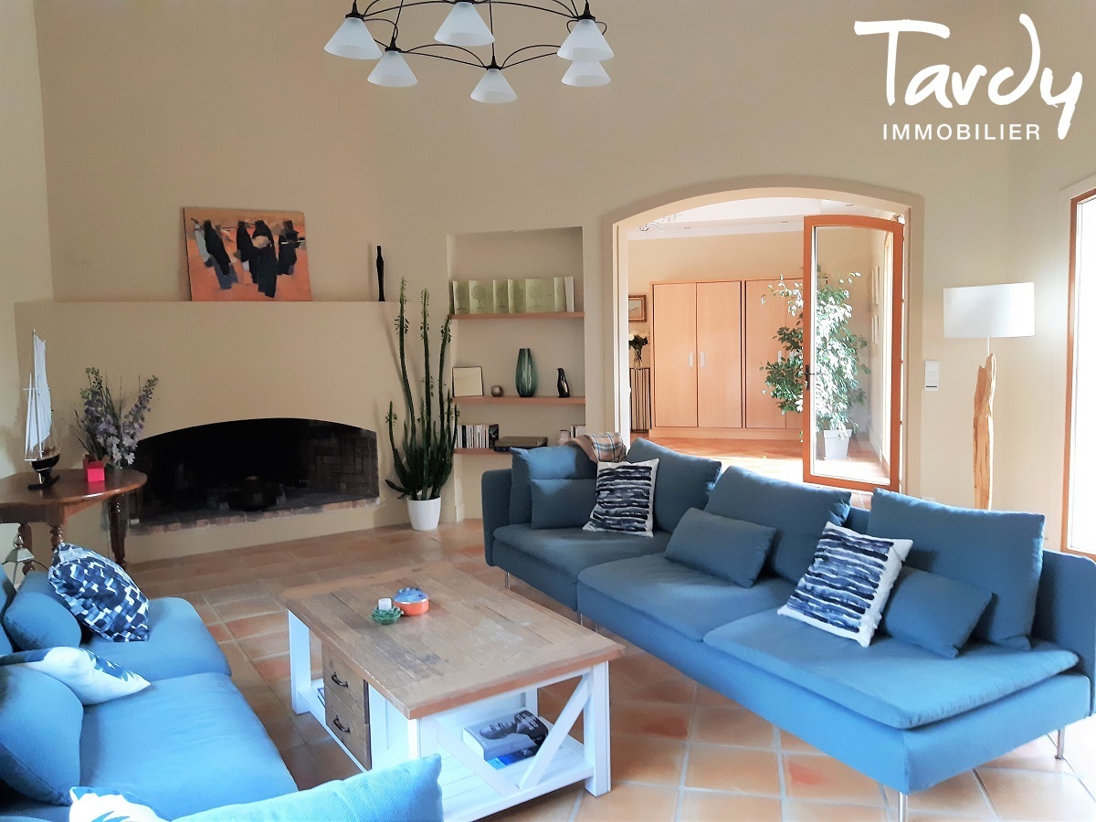 Superbe maison entirement rnove - 13 100 AIX EN PROVENCE - Aix-en-Provence