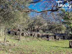 Bastide et gtes en pierres au cur de ses vignes - 83570 ENTRECASTEAUX - Entrecasteaux