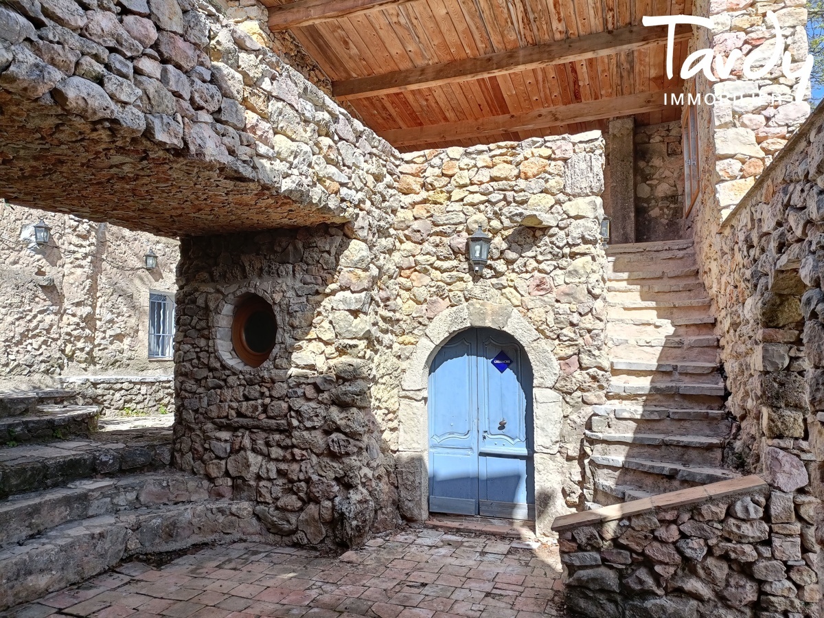 Domaine proprit d'exception - 83570 ENTRECASTEAUX - Entrecasteaux - Charles Tardy Immobilier Saint-Tropez