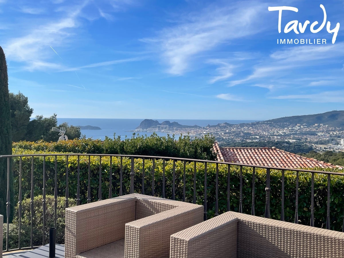 Propri�t� Familiale avec vue panoramique - 13600 LA CIOTAT - La Ciotat
