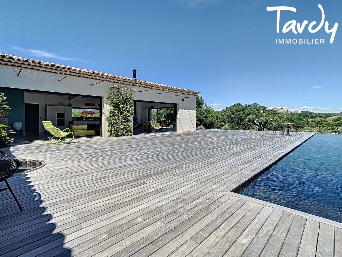 Contemporaine - vue exceptionnelle - 84 160 LOURMARIN - Ansouis - maison piscine ANSOUIS