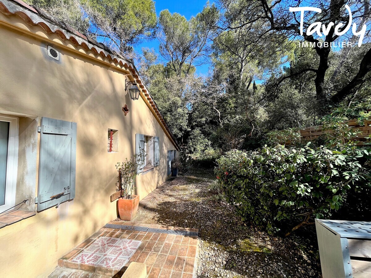 Maison rénovée - Charme et nature proche village - 13100 AIX-EN-PROVENCE - Aix-en-Provence - AIX-EN-PROVENCE