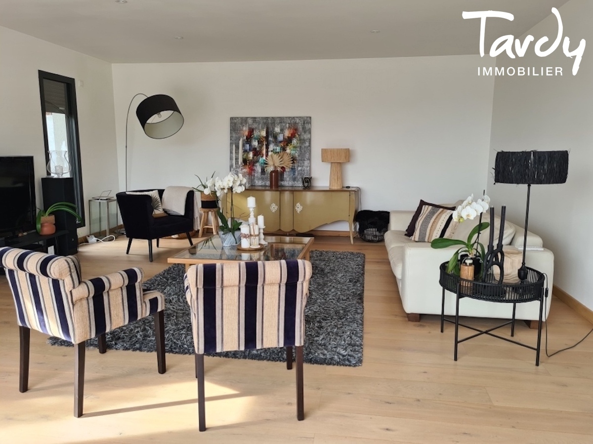 Villa rcente  la vue dgage campagne  - 83190 OLLIOULES - Ollioules - Suite parentale en rez de chausse