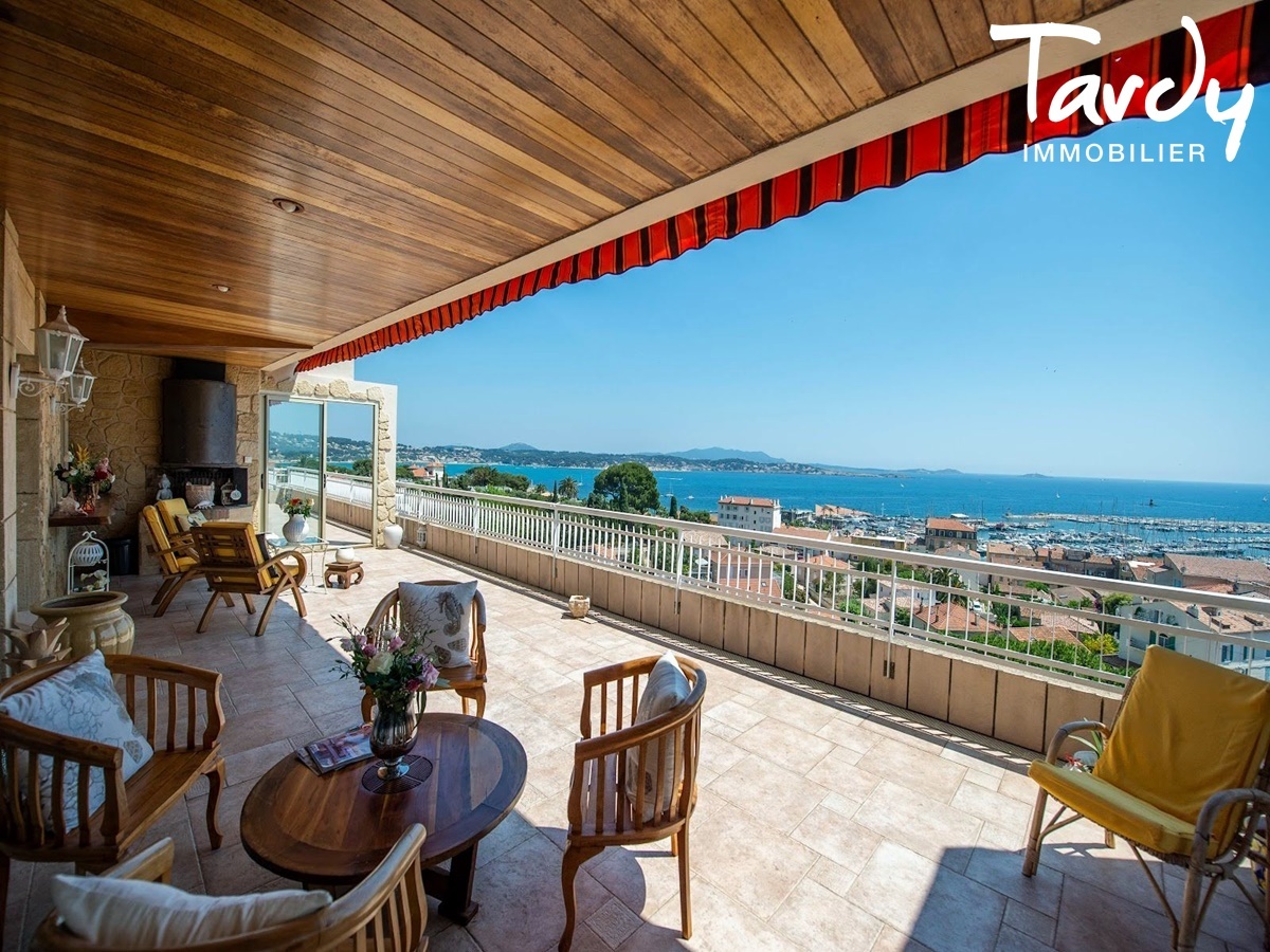 Appartement toit-terrasse, vue mer panoramique - 83150 BANDOL - Bandol