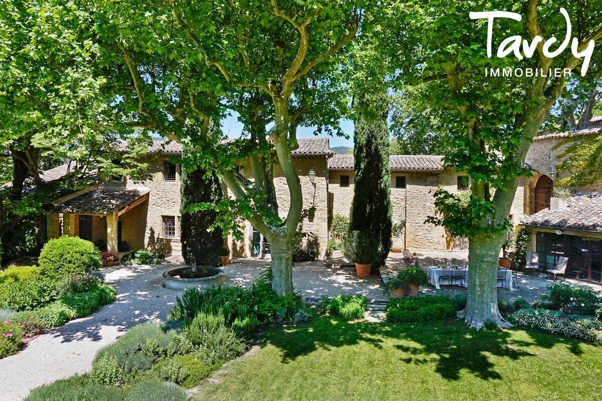 Mas du XVIme - village  pied - 84360 LAURIS - Lourmarin