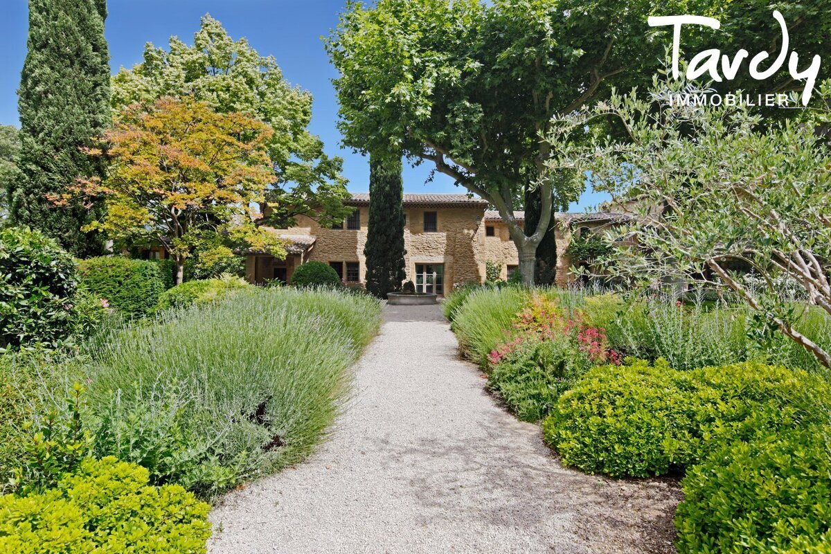 Mas du XVIme - village  pied - 84360 LAURIS - Lourmarin