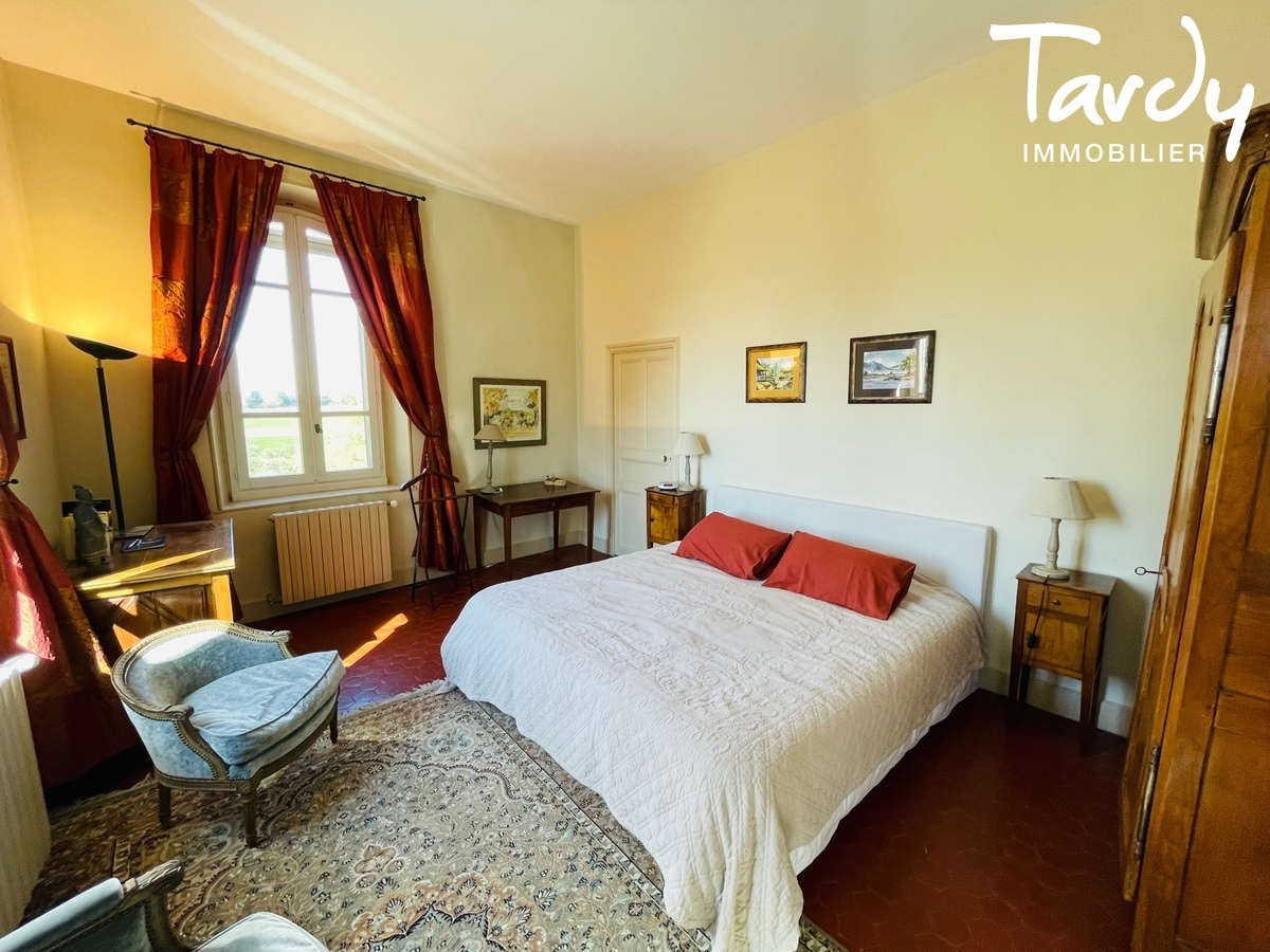 Proprit d'exception sur 14 ha - 84000 AVIGNON  - Avignon - demeure de charme en Provence