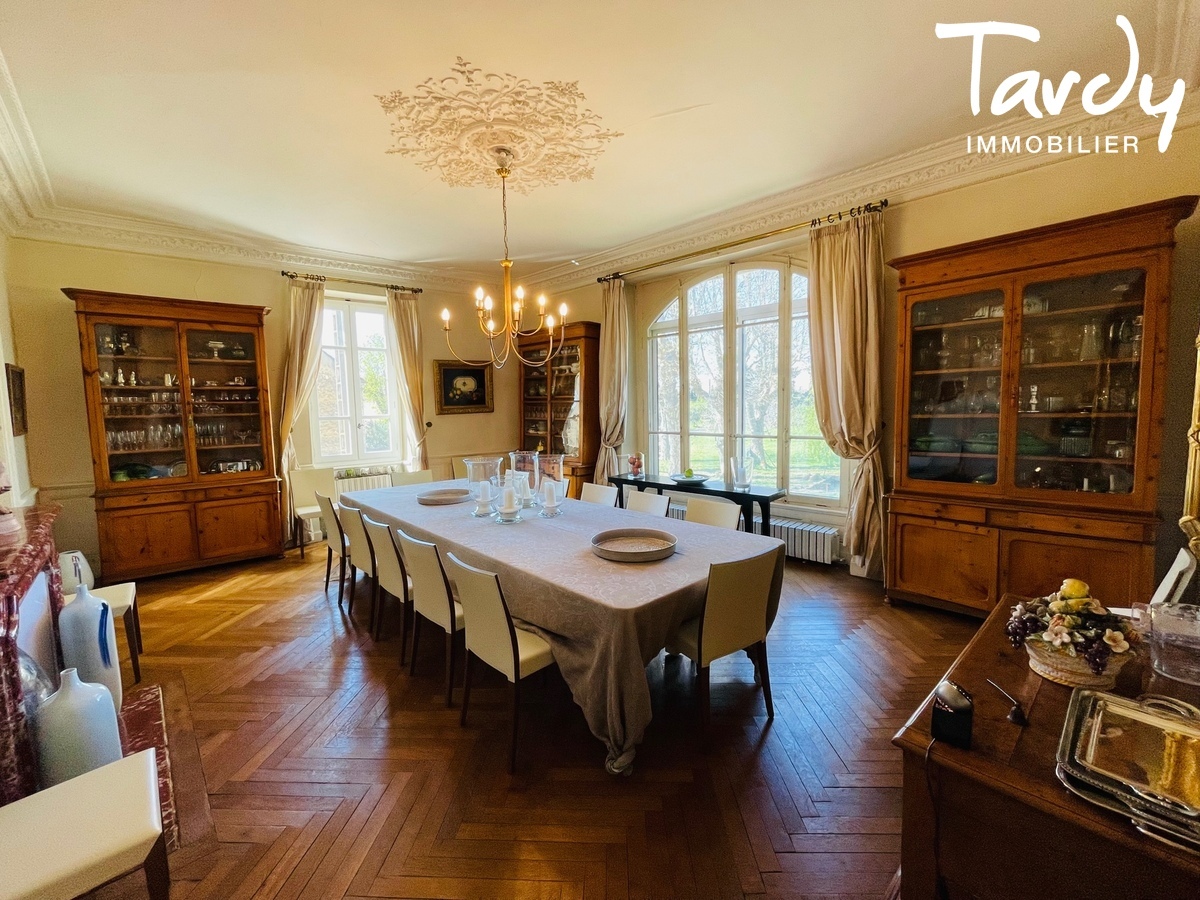Proprit d'exception sur 14 ha - 84000 AVIGNON  - Avignon - proprit de caractre Provence