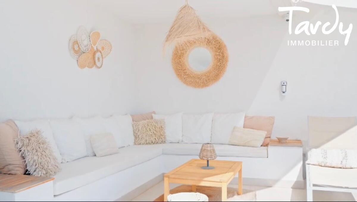 Contemporaine, vue mer panoramique, port  pieds - 83150 BANDOL - Bandol