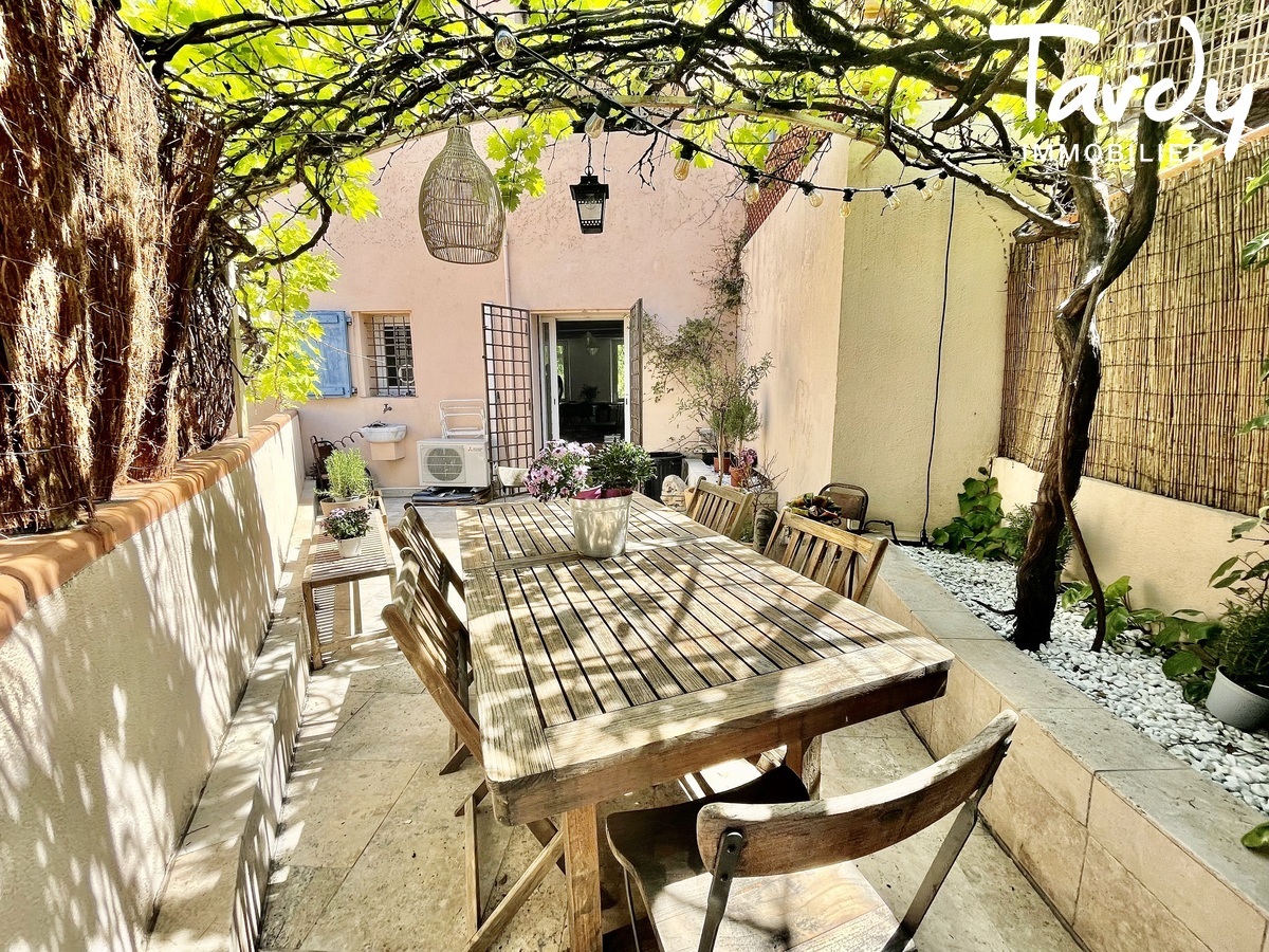 Maison de Charme avec terrasse -13006 MARSEILLE - Marseille 6�me - MARSEILLE 13006 VILLA TERRASSE