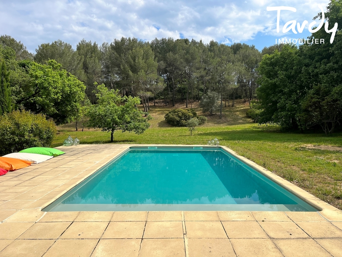 Maison de charme  - spacieuse et conviviale -  13100 AIX-EN-PROVENCE - Aix-en-Provence - Bel espace piscine