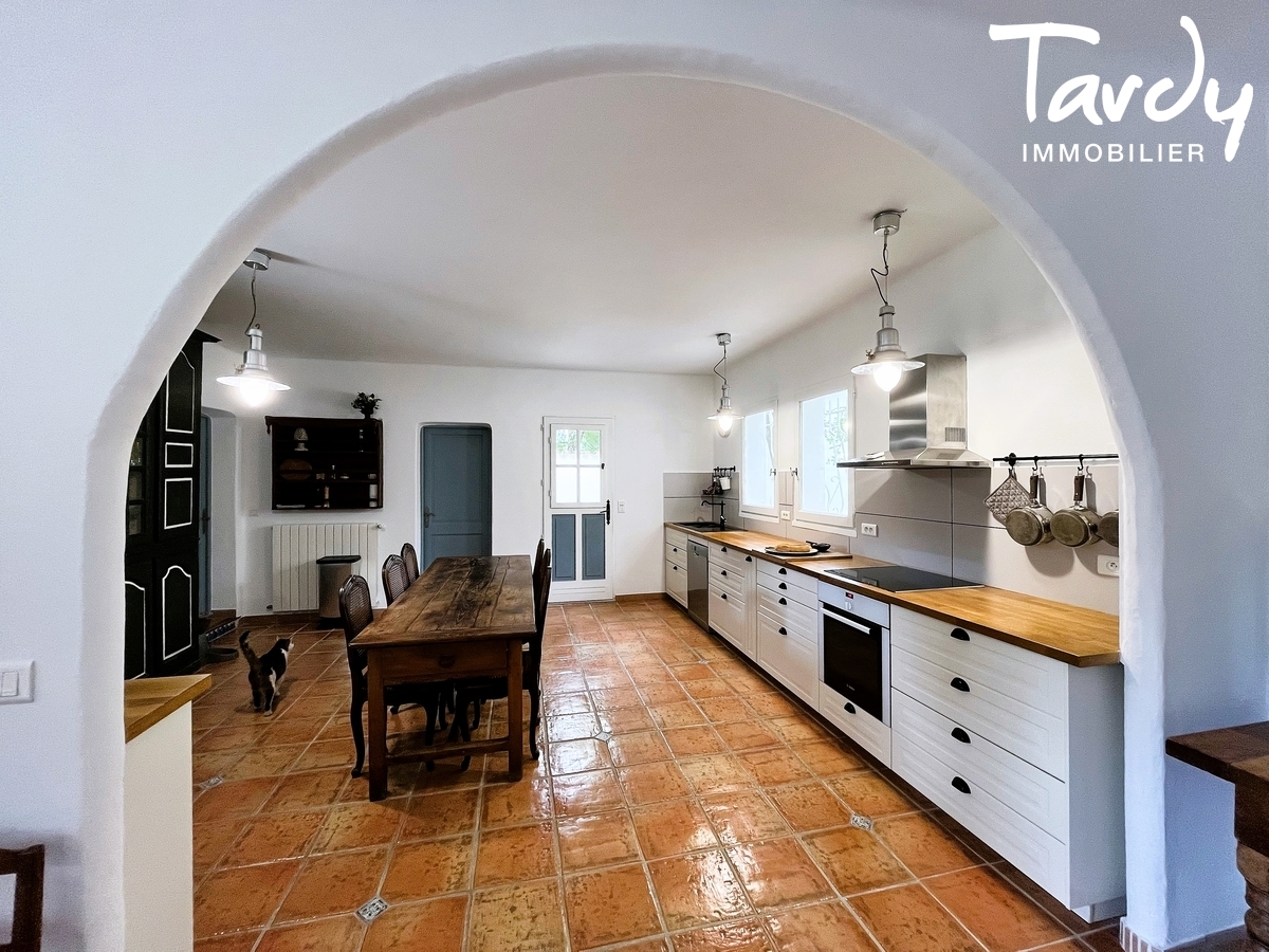 Maison de charme  - spacieuse et conviviale -  13100 AIX-EN-PROVENCE - Aix-en-Provence