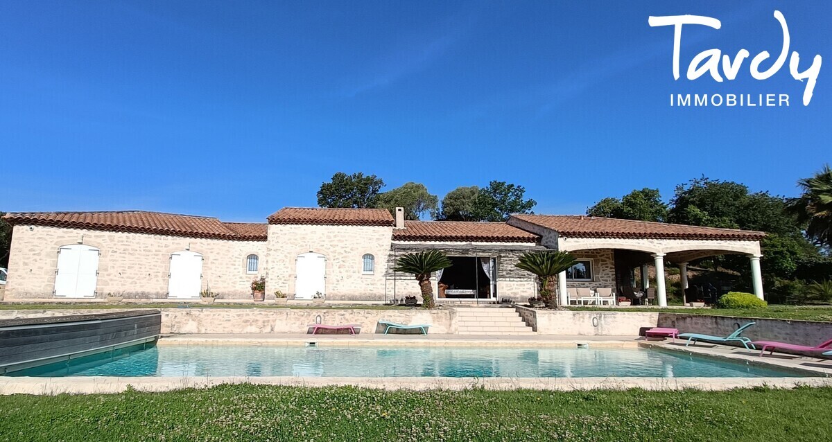 Grande Maison Familiale avec piscine  83230 BORMES LES MIMOSAS  - Bormes-les-Mimosas - Villa Cap Bnat Bormes les Mimosas Vue mer Grande Piscine Tardy Immobilier