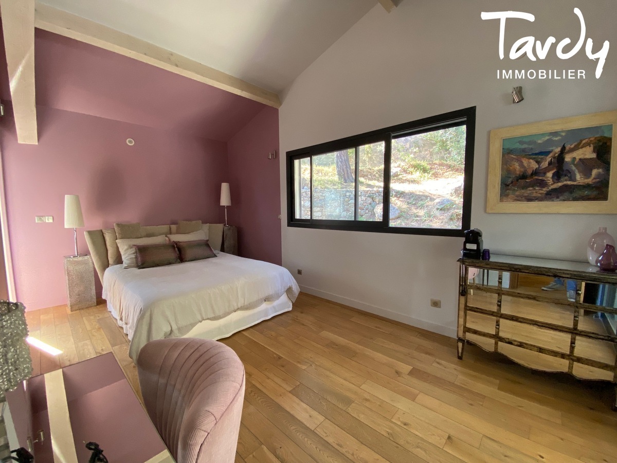 Villa d'architecte, vues mer et collines - 83150 BANDOL - Bandol