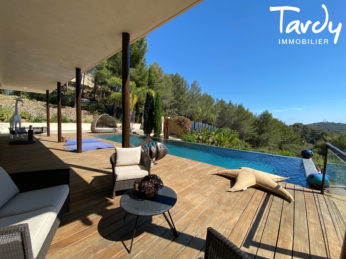 Villa d'architecte, vues mer et collines - 83150 BANDOL - Bandol - VUE MER