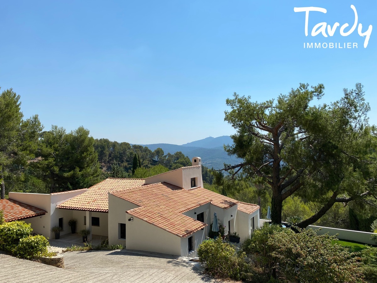 Villa de charme, calme absolu, vue Mont Caume - 83330 LE BEAUSSET - Le Beausset - PROCHE MER