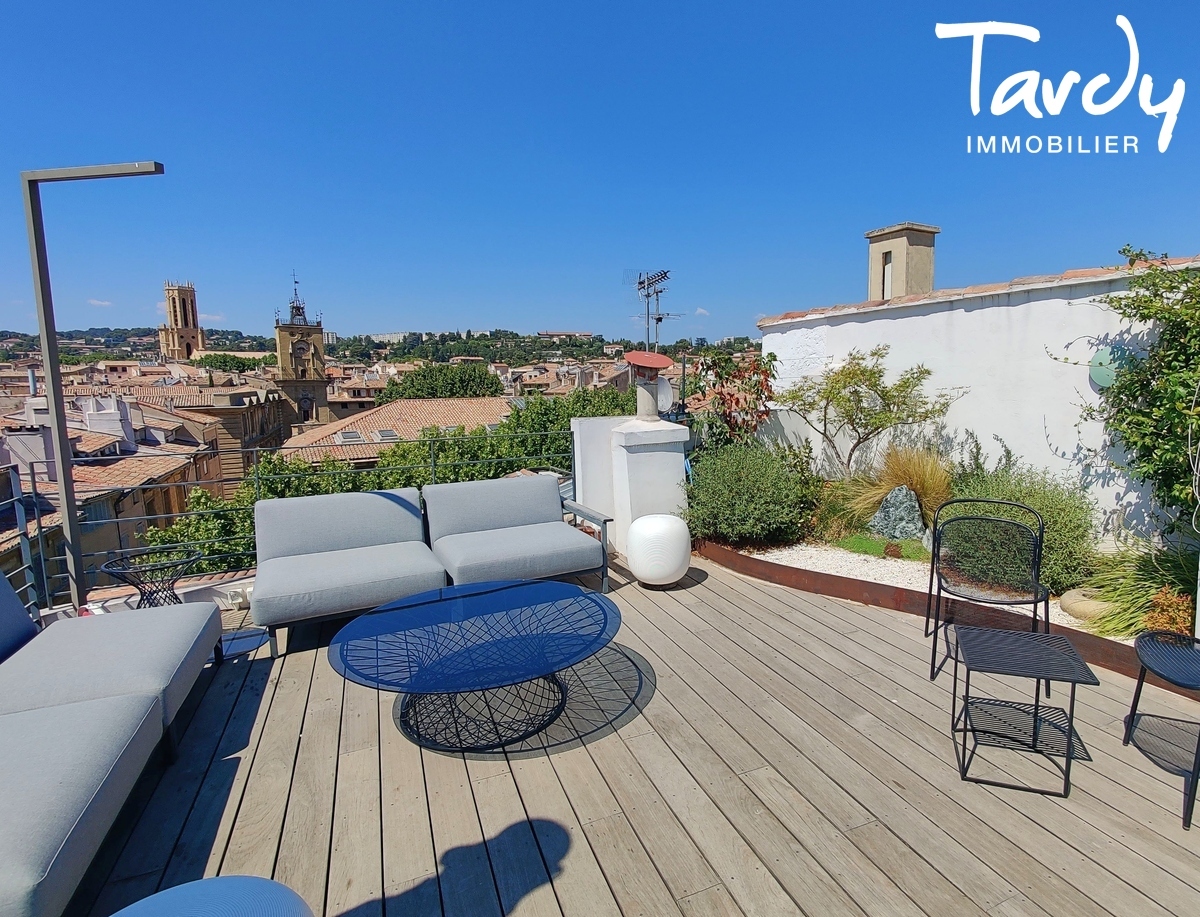 Duplex avec terrasse panoramique en centre-ville - 13100 AIX EN PROVENCE - Aix-en-Provence - Terrasse rare en plein coeur d'Aix en Provence