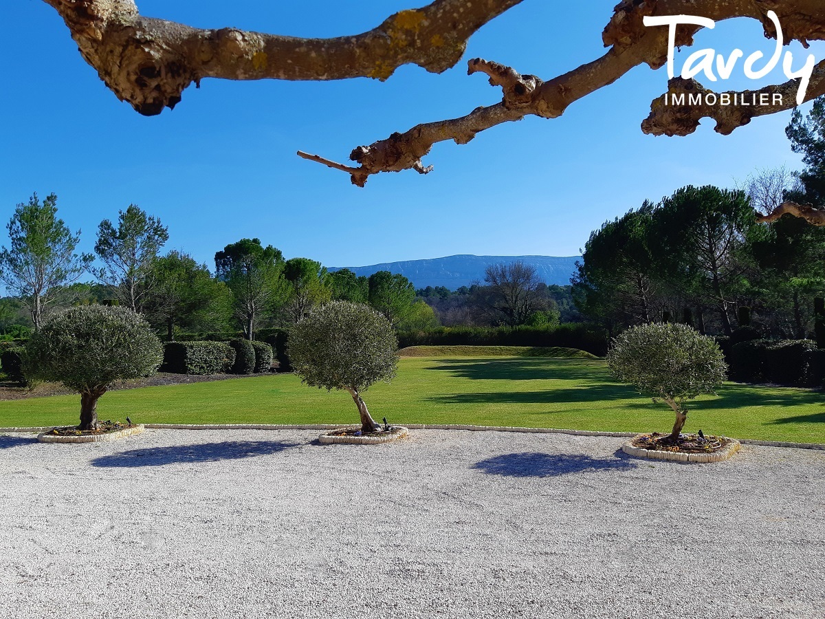 Bergerie sur 1 hectare au coeur d'un golf - Provence Verte - 40 min AIX EN PROVENCE - Nans-les-Pins